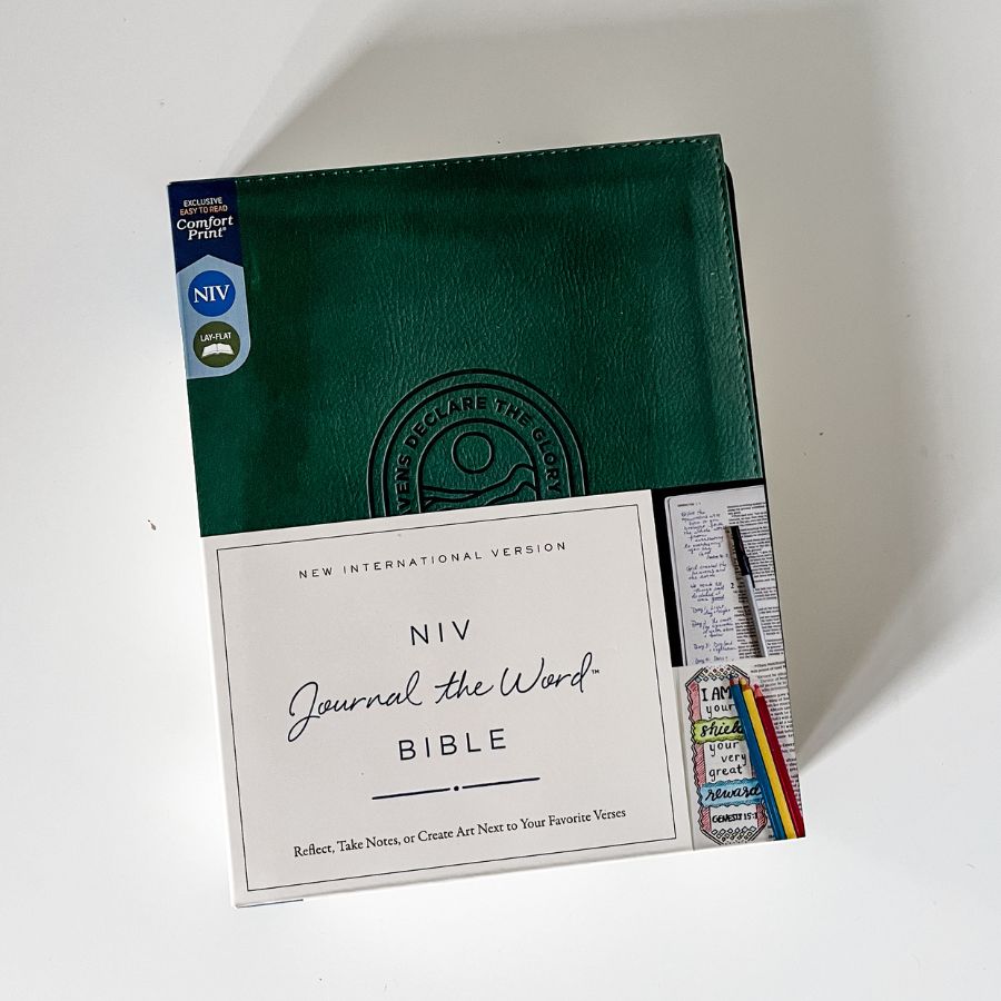 NIV Journal the Word Bible Christian Books Canada